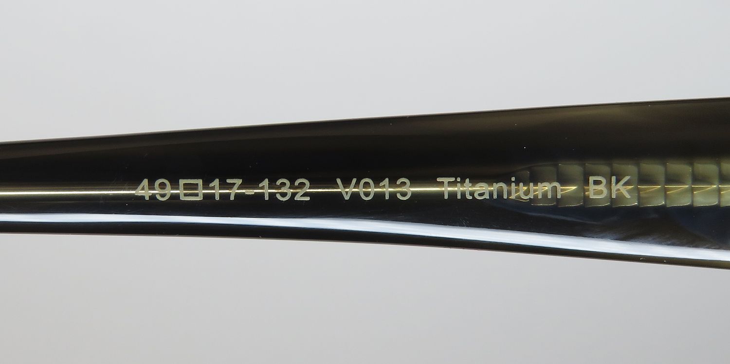 Vera Wang V013 Eyeglasses by ModaFrames