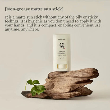 Matte Sunstick Mugwort + Camelia SPF 50+ PA++++ by Korean Skin Care