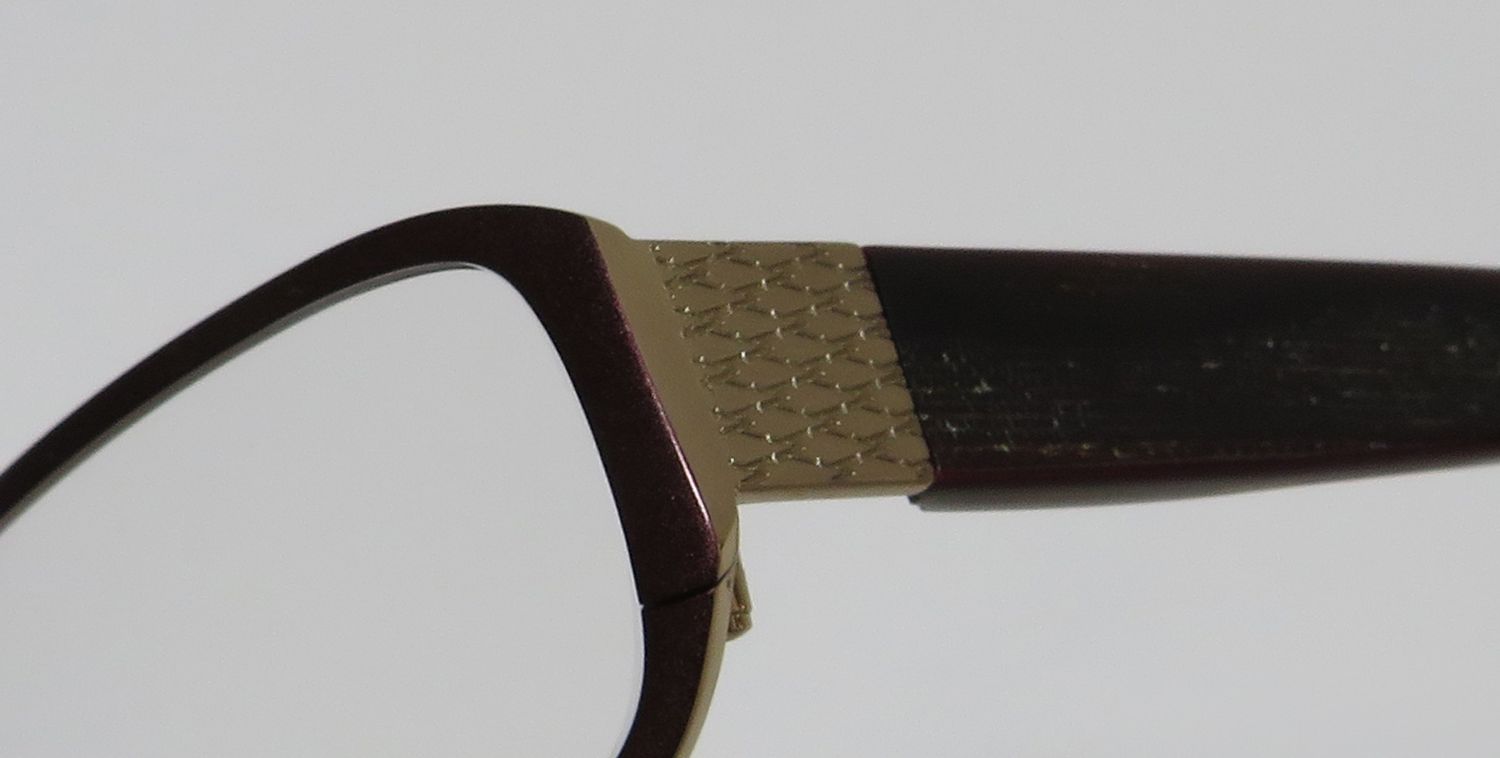 Vera Wang V029 Eyeglasses by ModaFrames