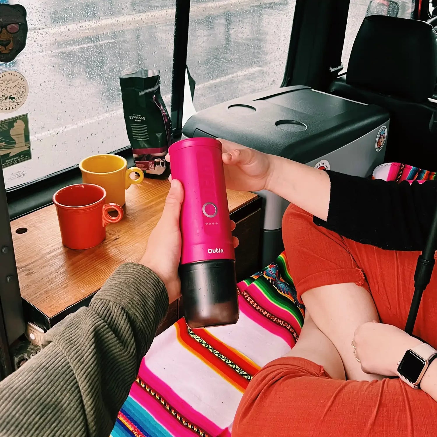 Nano Portable Espresso Machine (Fuchsia Pink) by OutIn