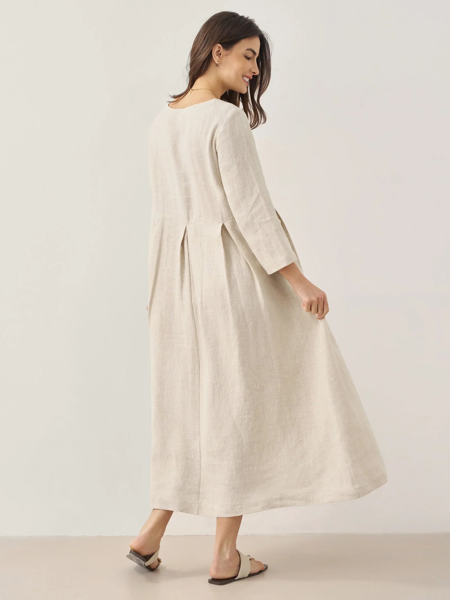 100% Linen Bateau Neck Pleated Midi Dress ABIGAIL by LINTICO