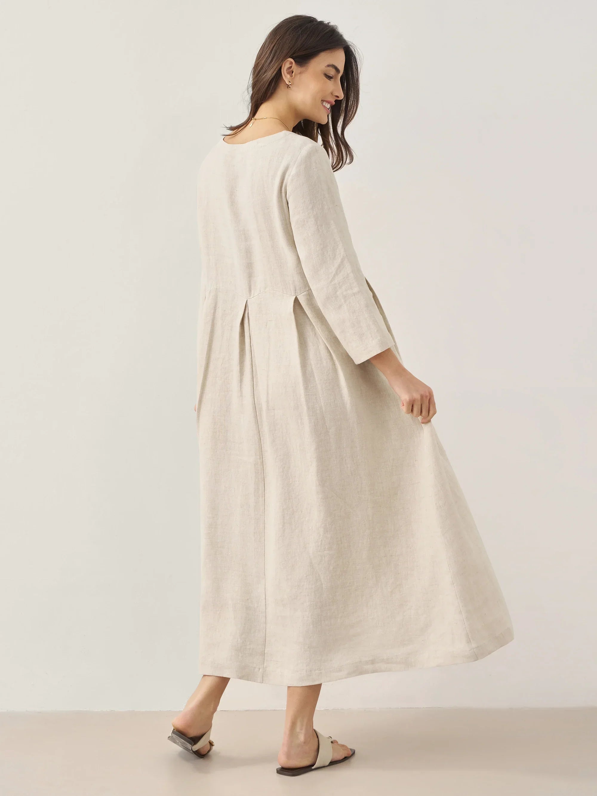 100% Linen Bateau Neck Pleated Midi Dress by LINTICO