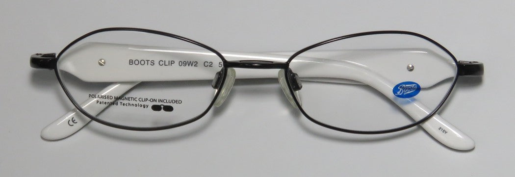 Boots 09w2 Eyeglasses by ModaFrames