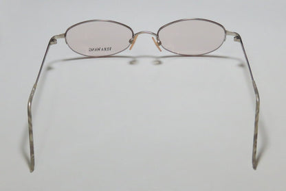 Vera Wang V05 Eyeglasses by ModaFrames