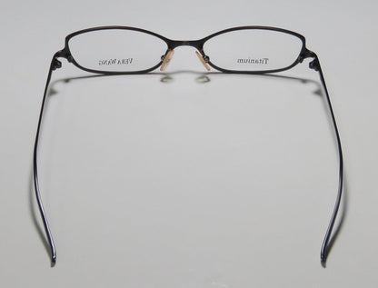 Vera Wang V34 Eyeglasses by ModaFrames