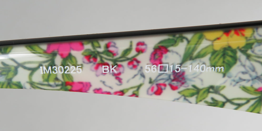 Isaac Mizrahi 30225 Sunglasses by ModaFrames