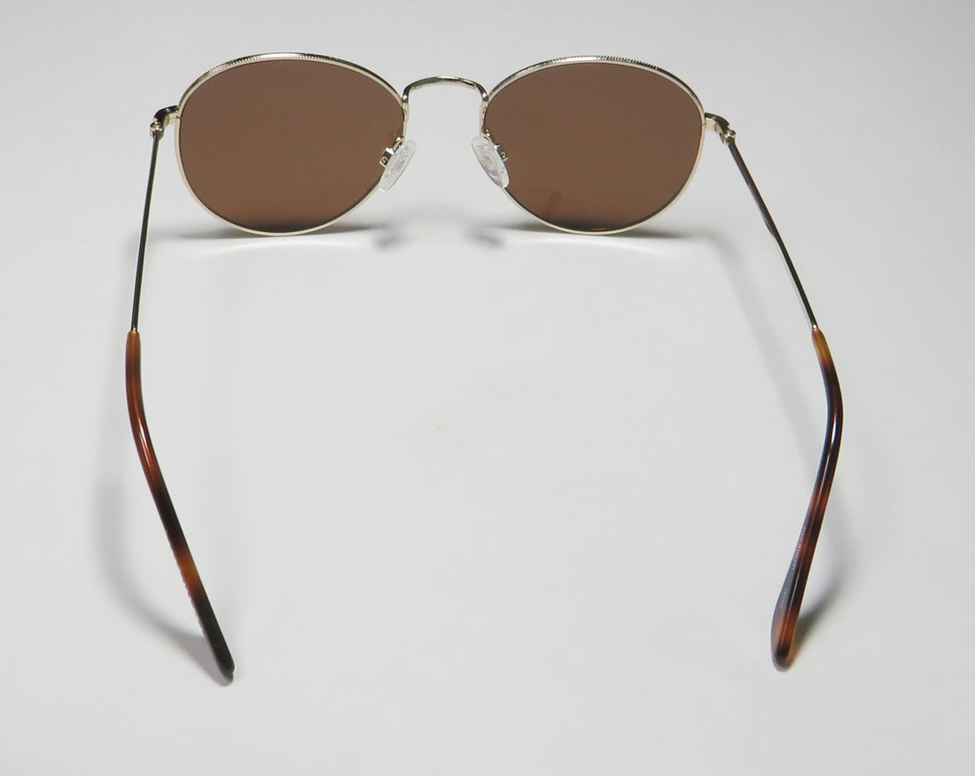 Isaac Mizrahi 30219 Sunglasses by ModaFrames