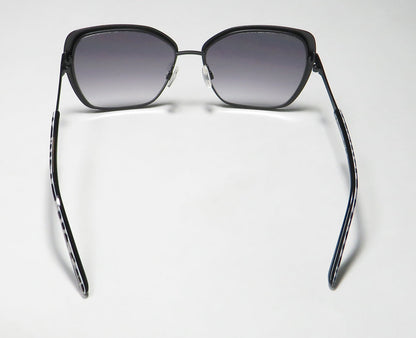 Isaac Mizrahi 30259 Sunglasses by ModaFrames