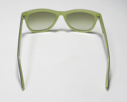 Isaac Mizrahi 30202 Sunglasses by ModaFrames