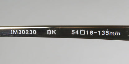 Isaac Mizrahi 30230 Sunglasses by ModaFrames