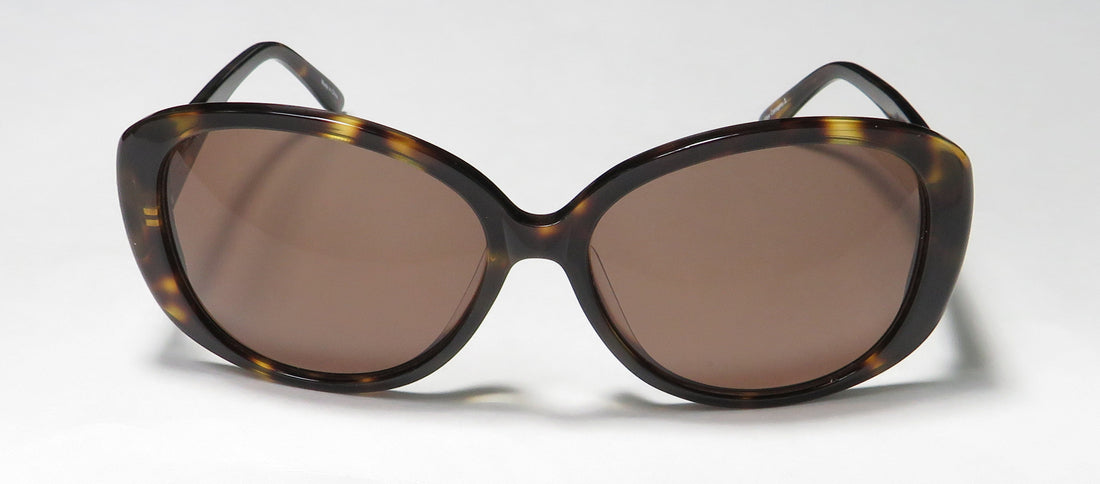 Isaac Mizrahi 30225 Sunglasses by ModaFrames