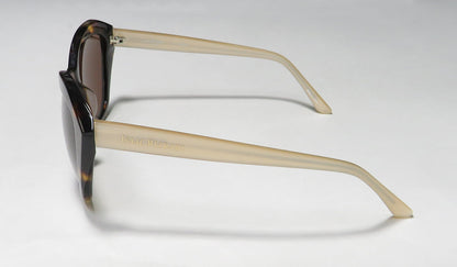 Isaac Mizrahi 30218 Sunglasses by ModaFrames