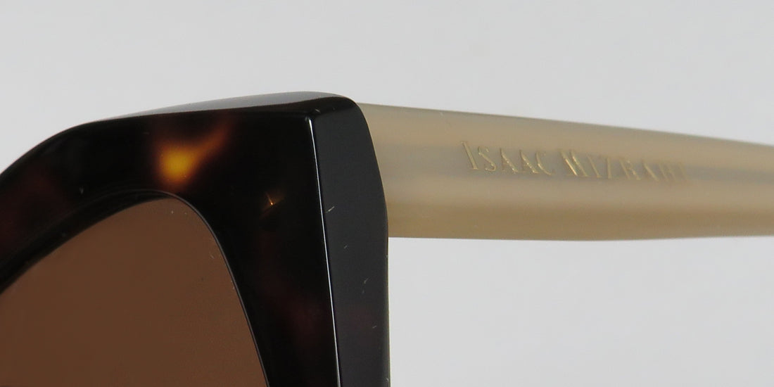Isaac Mizrahi 30218 Sunglasses by ModaFrames