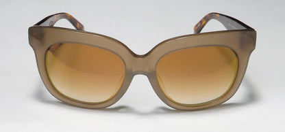 Isaac Mizrahi 30214 Sunglasses by ModaFrames