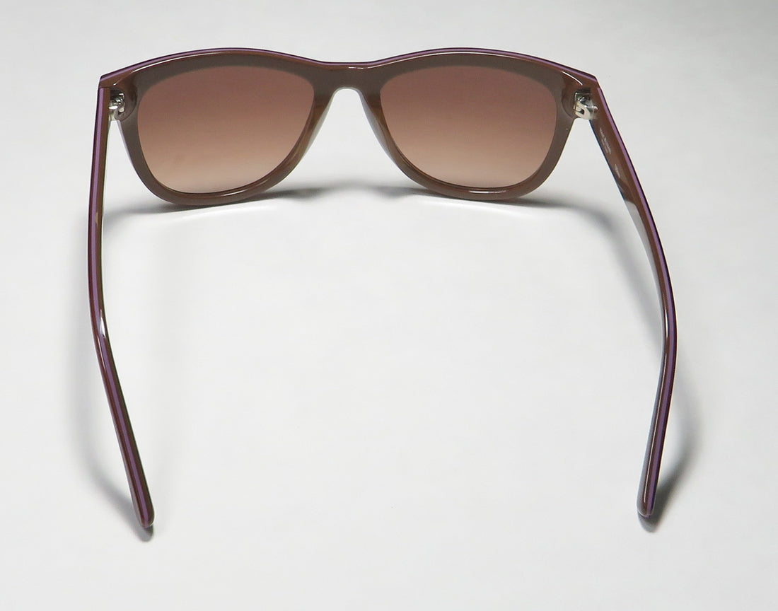 Isaac Mizrahi 30202 Sunglasses by ModaFrames