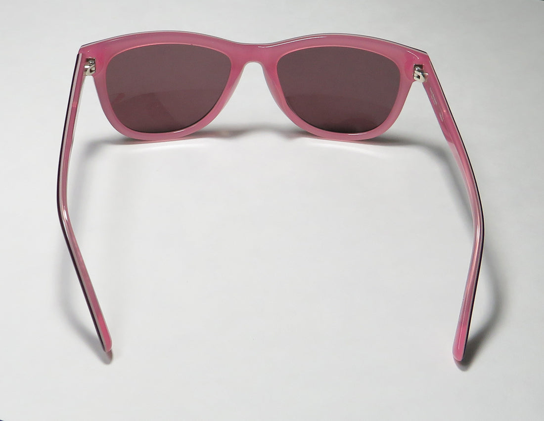 Isaac Mizrahi 30202 Sunglasses by ModaFrames
