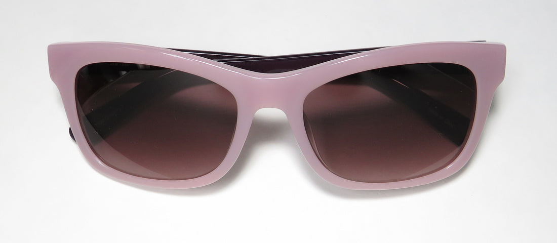 Isaac Mizrahi 30220 Sunglasses by ModaFrames