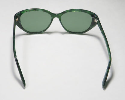 Isaac Mizrahi 30204 Sunglasses by ModaFrames