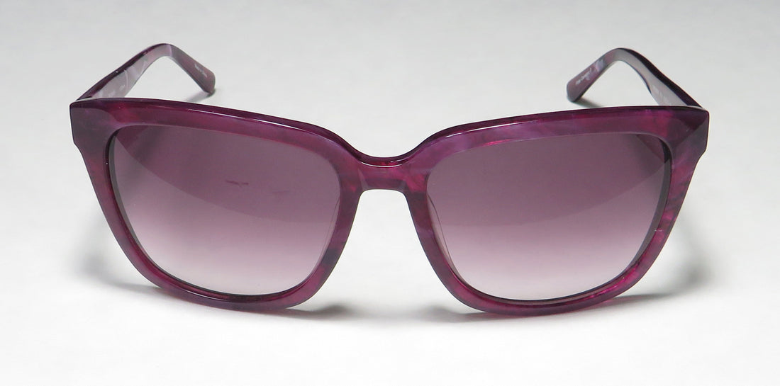 Isaac Mizrahi 30206 Sunglasses by ModaFrames
