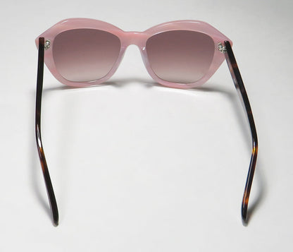 Isaac Mizrahi 30218 Sunglasses by ModaFrames