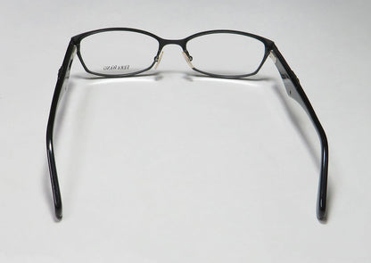 Vera Wang V092 Eyeglasses by ModaFrames