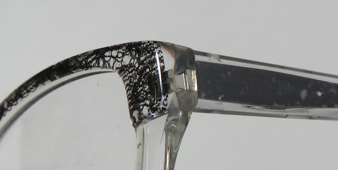 Vera Wang V318 Eyeglasses by ModaFrames