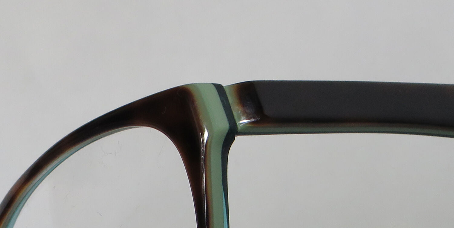Vera Wang V312 Eyeglasses by ModaFrames
