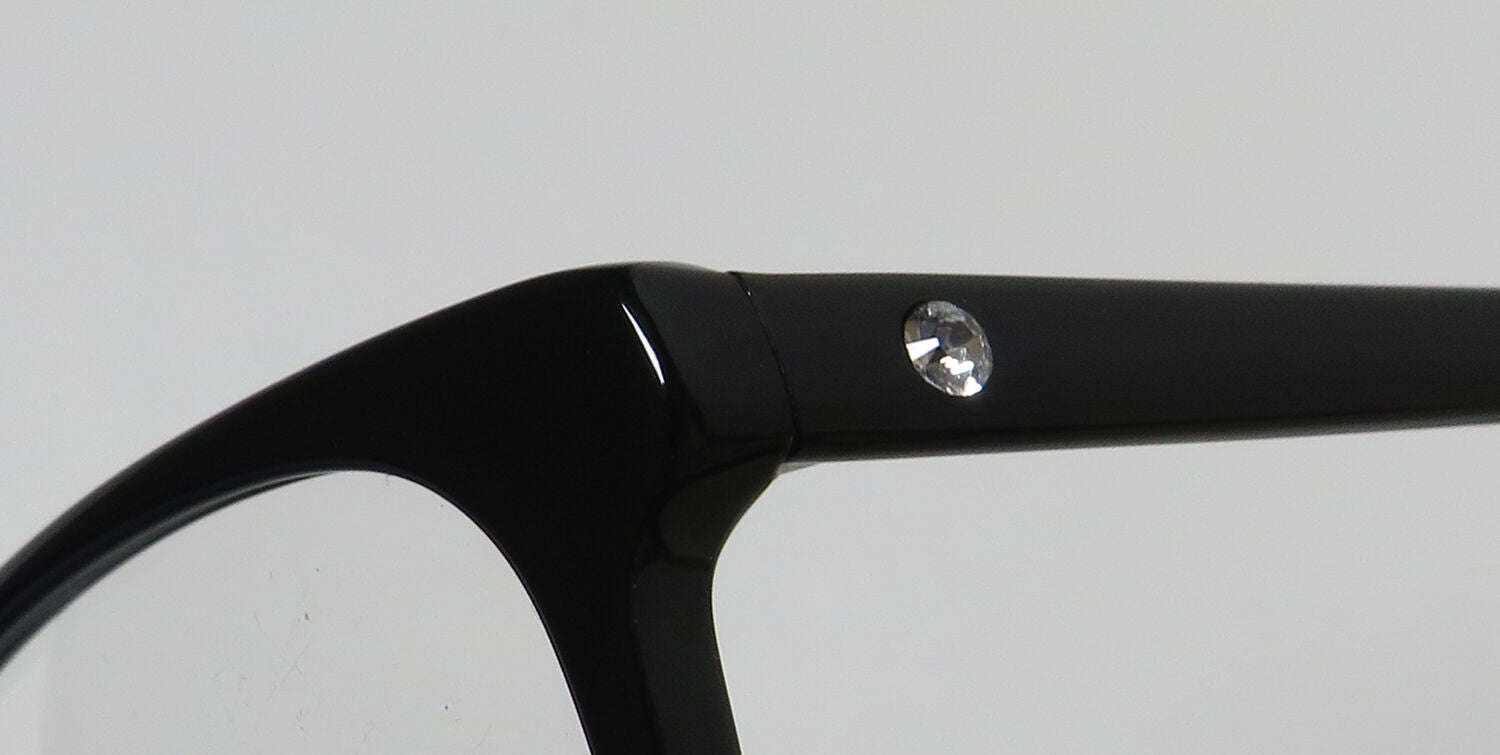 Vera Wang V502 Eyeglasses by ModaFrames