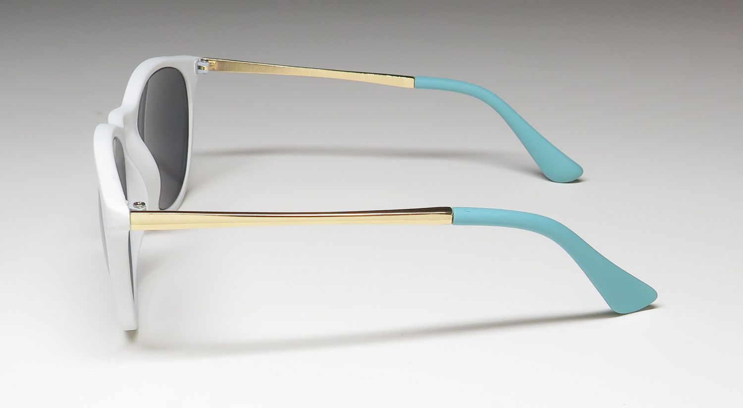 Adrienne Vittadini 5053 Sunglasses by ModaFrames