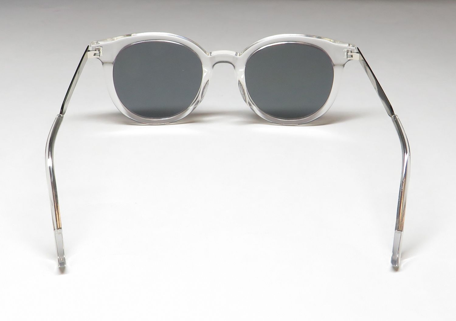 Oscar de la Renta Oscar 1289 Sunglasses by ModaFrames