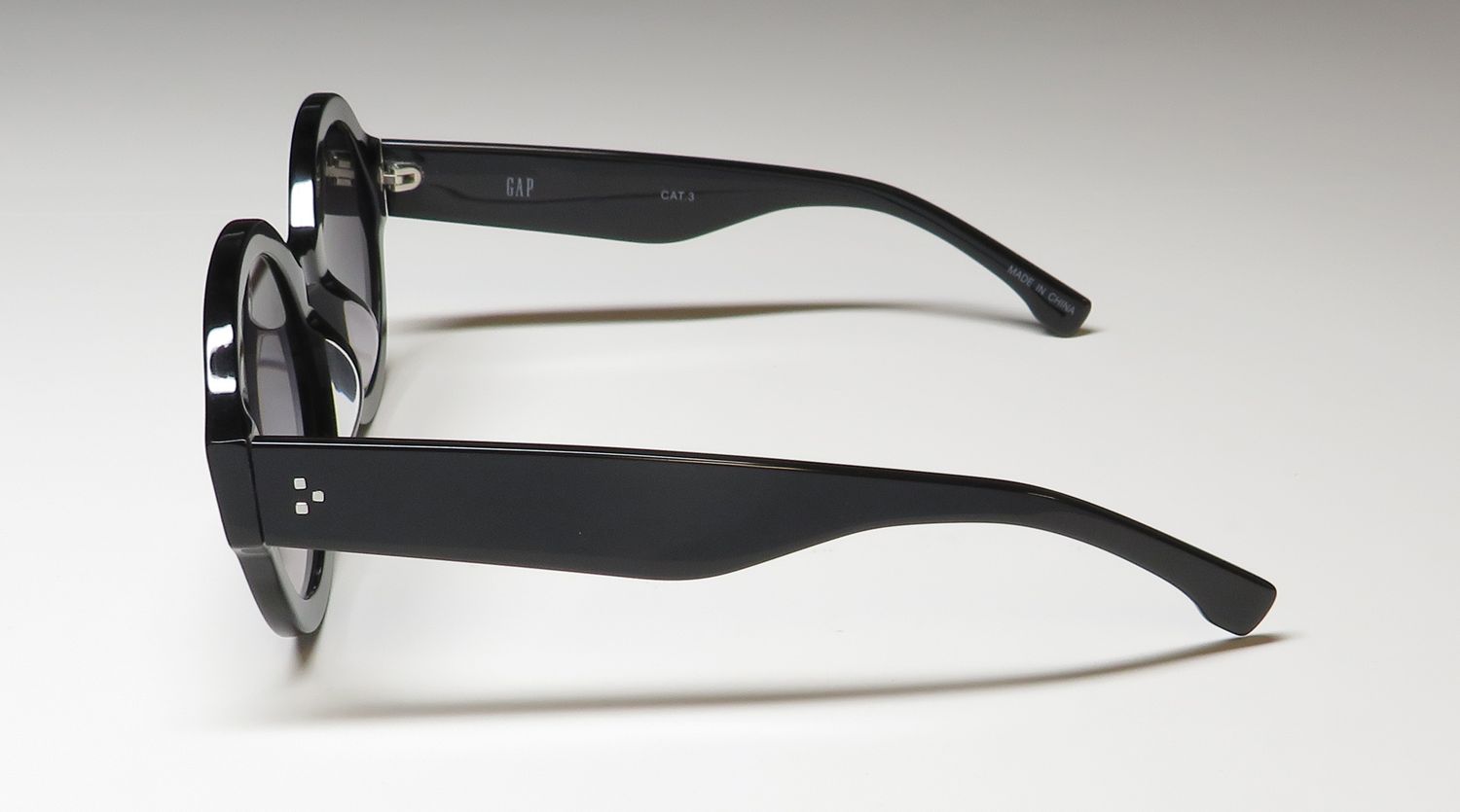 Gap Sgp009 Sunglasses by ModaFrames