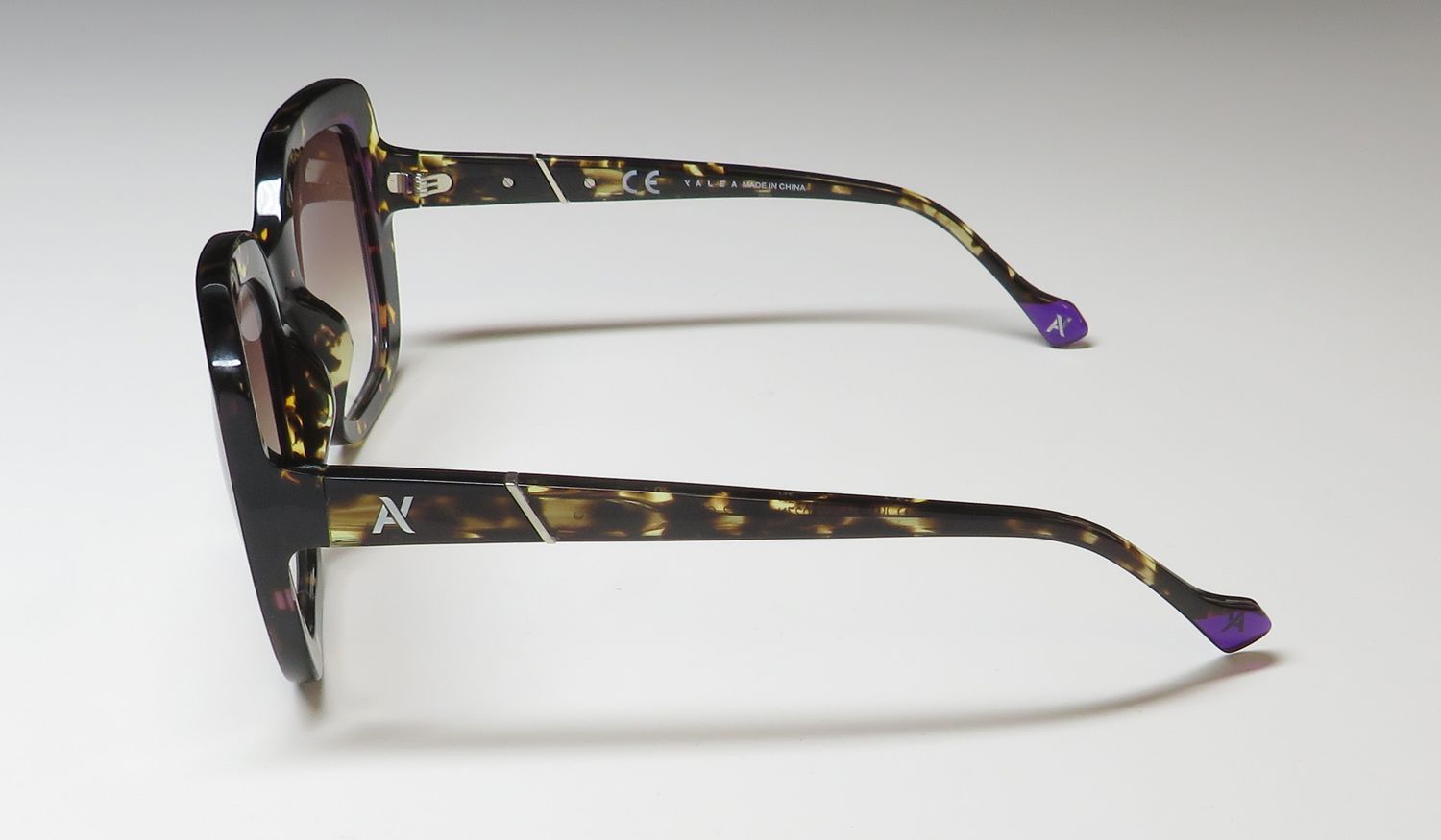 Yalea Sya027n Amalia Sunglasses by ModaFrames