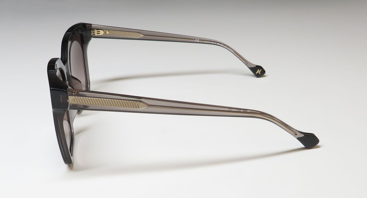 Yalea Sya055 Xian Sunglasses by ModaFrames