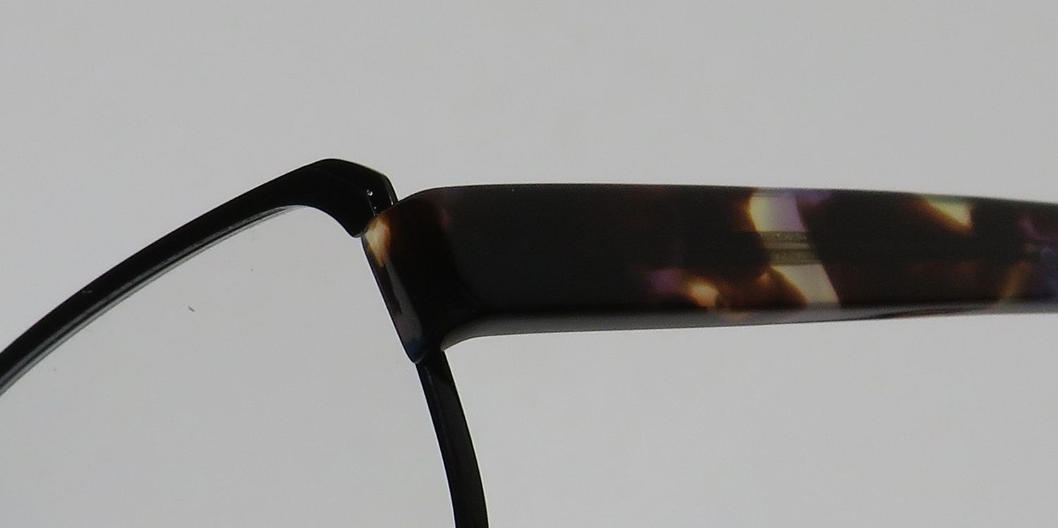 Vera Wang V085 Eyeglasses by ModaFrames