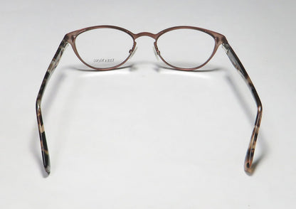 Vera Wang V331 Eyeglasses by ModaFrames