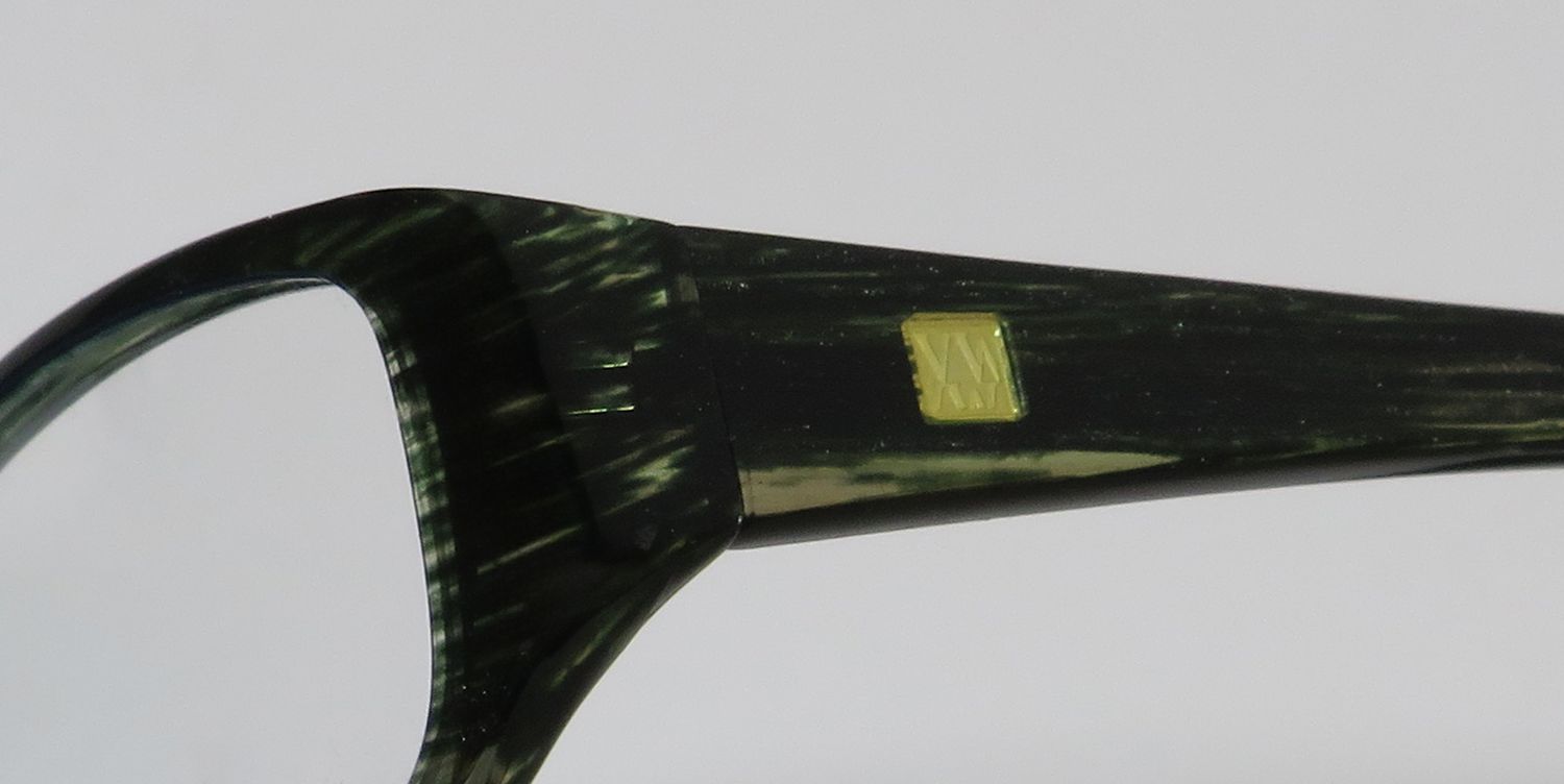 Vera Wang V149 Eyeglasses by ModaFrames
