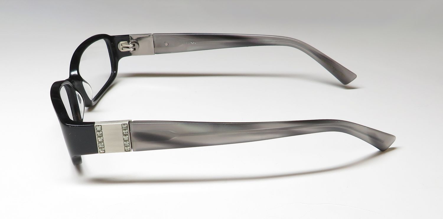 Vera Wang V163 Eyeglasses by ModaFrames