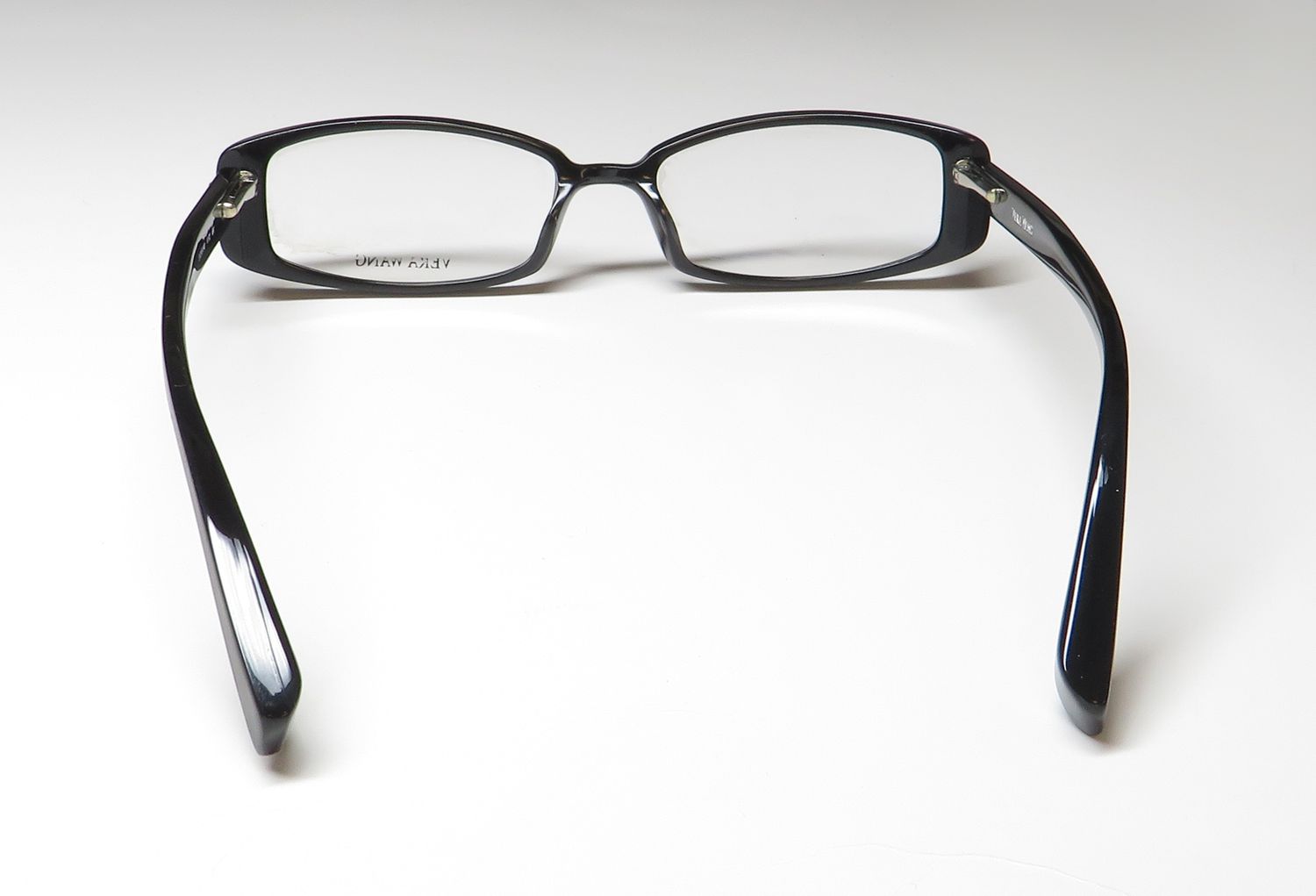 Vera Wang V172 Eyeglasses by ModaFrames