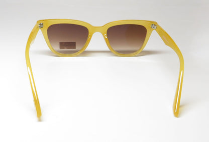 BCBG Bcbgeneration 1052 Sunglasses by ModaFrames