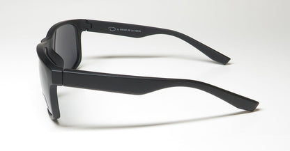 Oscar de la Renta Oscar 8009 Sunglasses by ModaFrames