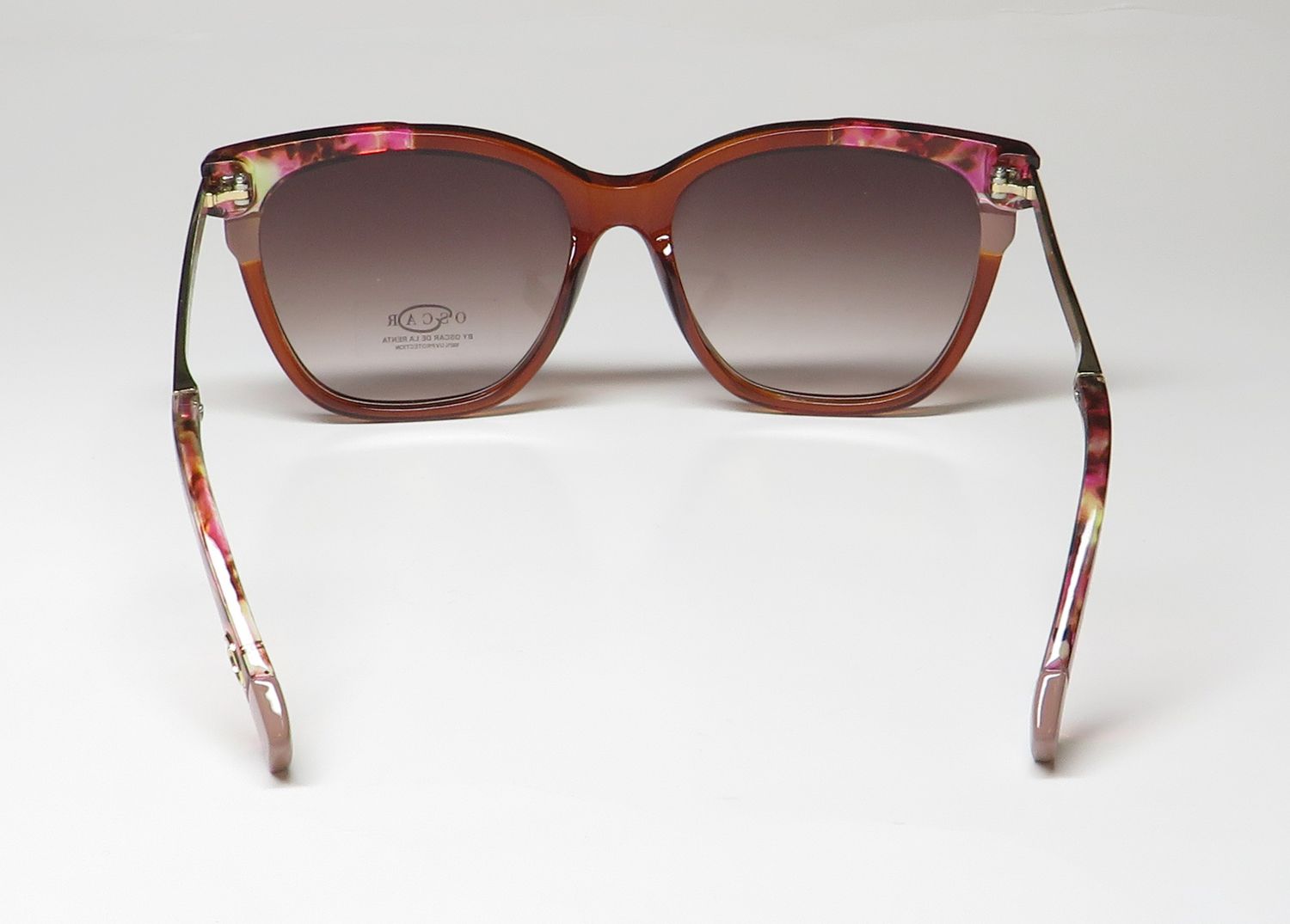 Oscar de la Renta Oscar 1368 Sunglasses by ModaFrames