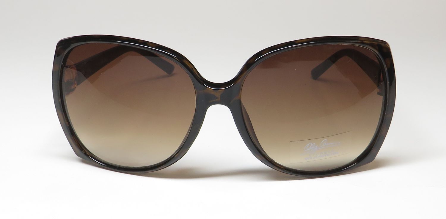 Oleg Cassini Mod 1174 Sunglasses by ModaFrames