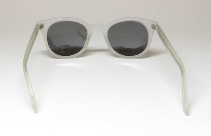 Vera Wang Shenae Sunglasses by ModaFrames