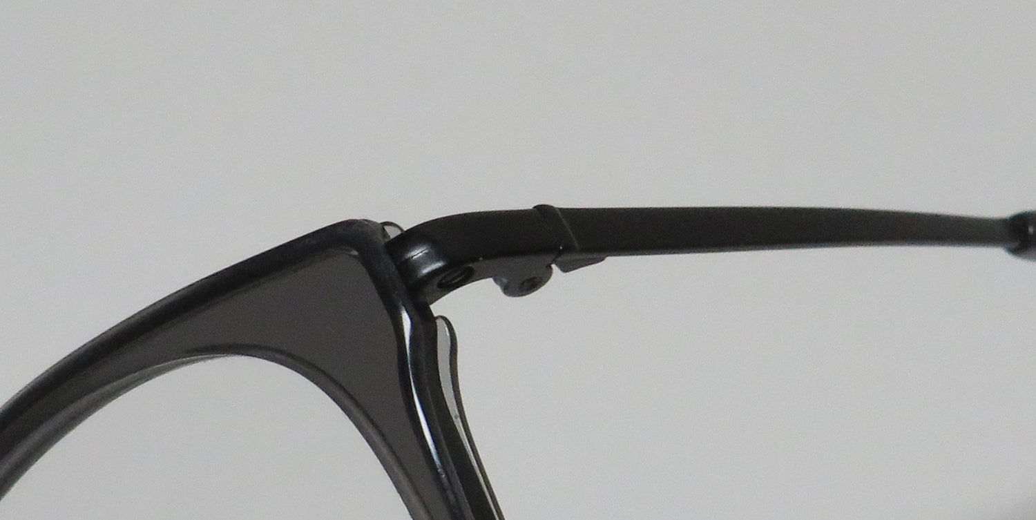Vera Wang V528 Eyeglasses by ModaFrames