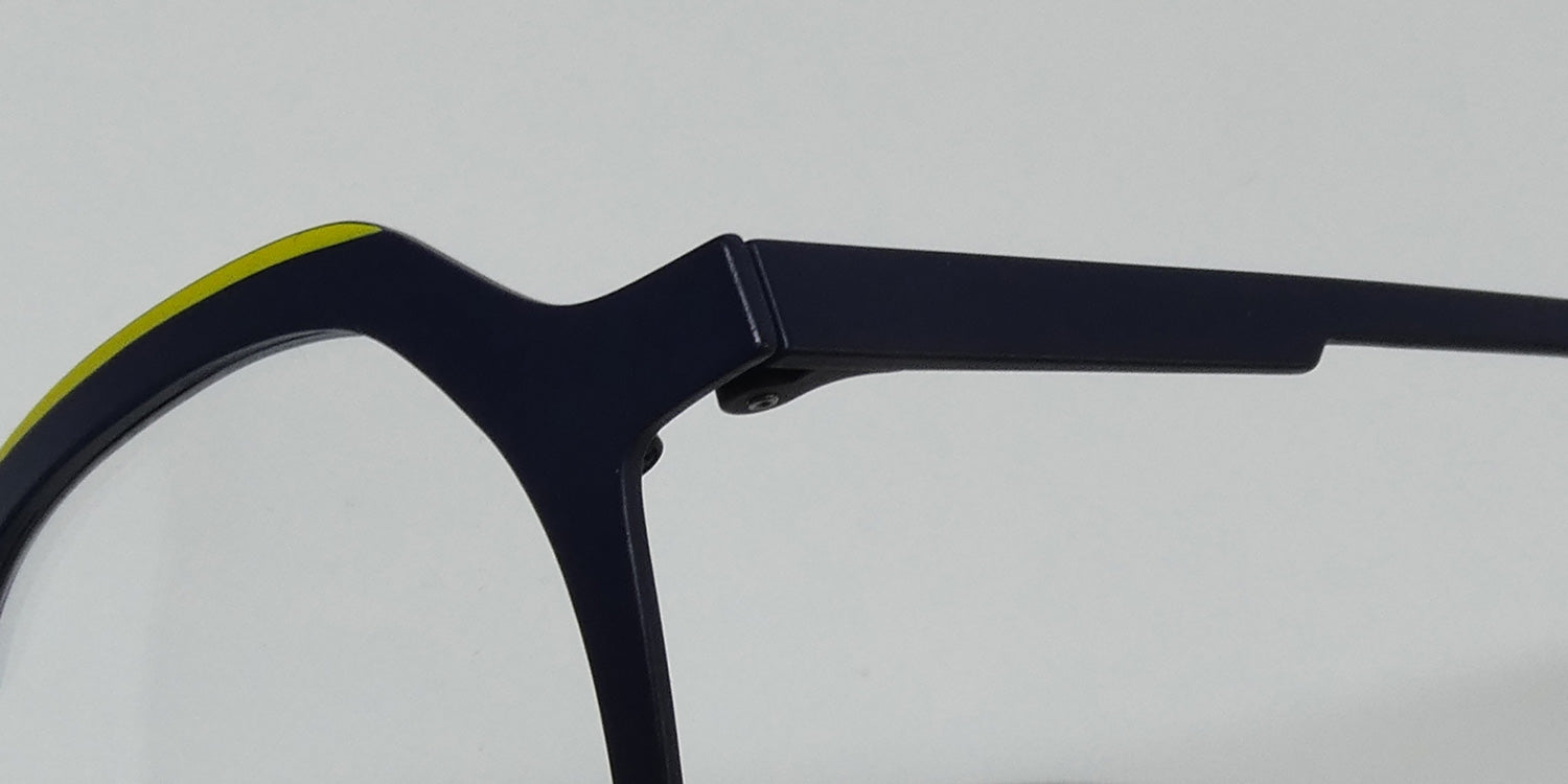 Woow Sky Line 1 Eyeglasses by ModaFrames