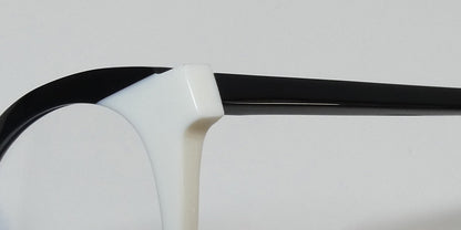 Woow Stand Out 2 Eyeglasses by ModaFrames