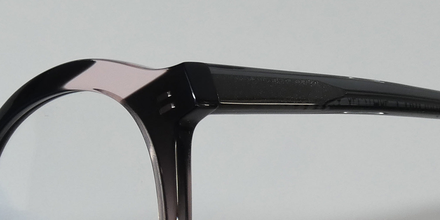 Woow Run Way 1 Eyeglasses by ModaFrames