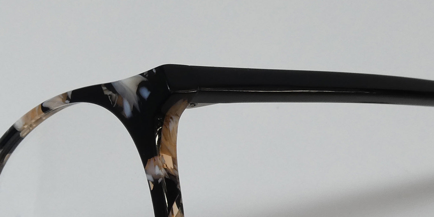 Woow No Gender 1 Eyeglasses by ModaFrames