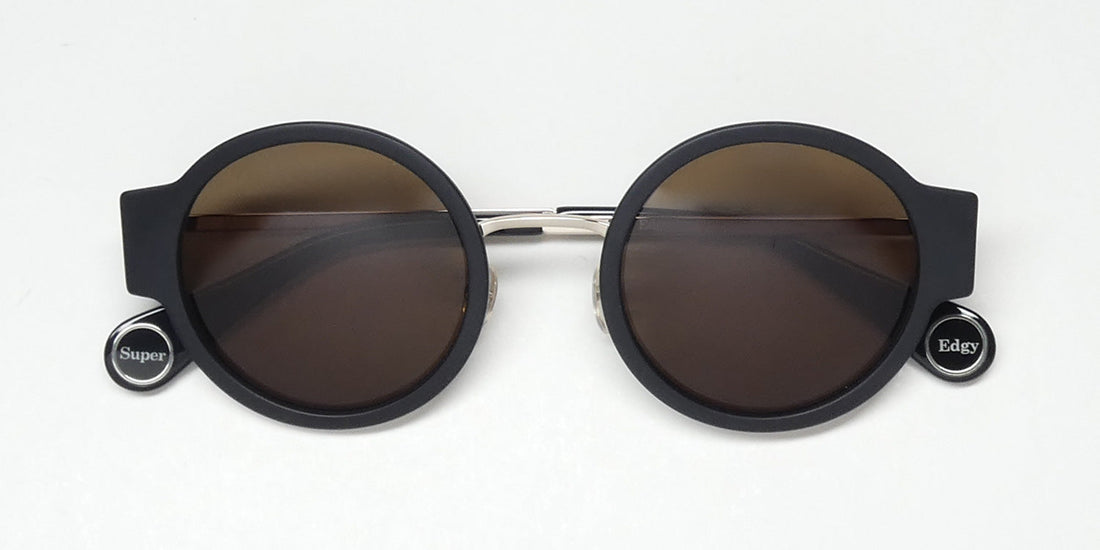 Woow Super Edgy 1 Sunglasses by ModaFrames