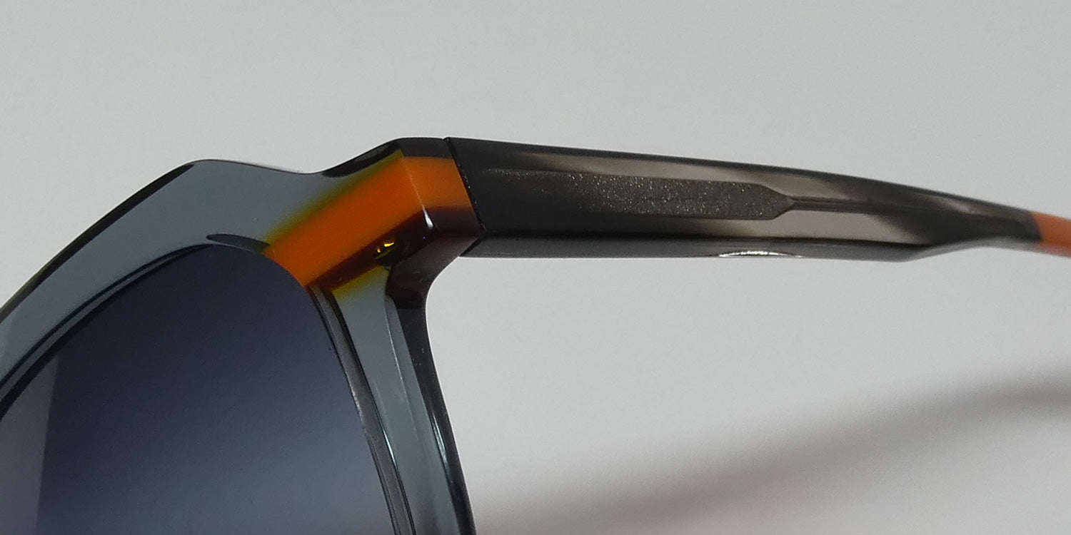 Woow Super Dancer 1 Sunglasses by ModaFrames